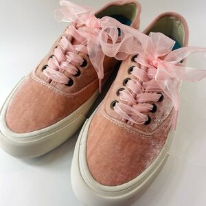 SeaVees for J.Crew Legend Sneakers Pink Velvet with Ribbon Laces LIMITED EDITION
